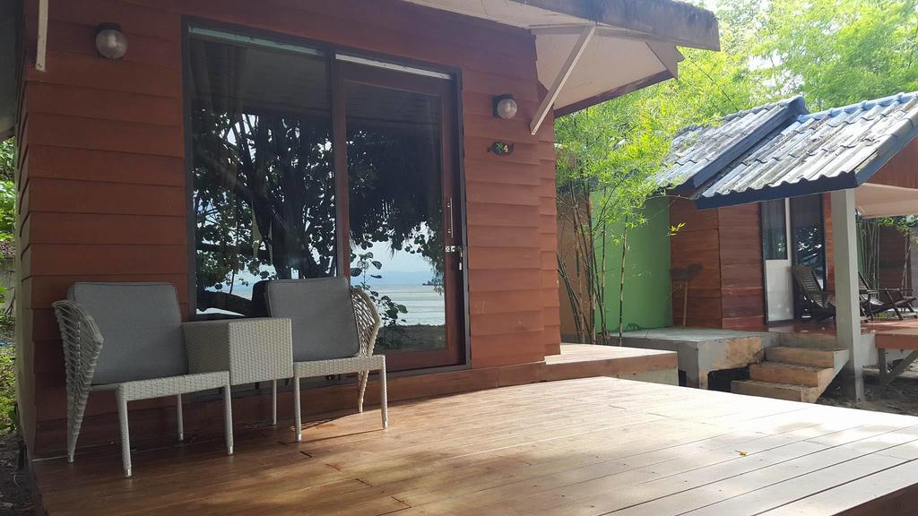 Vijit Bungalow Koh Phayam Exterior foto