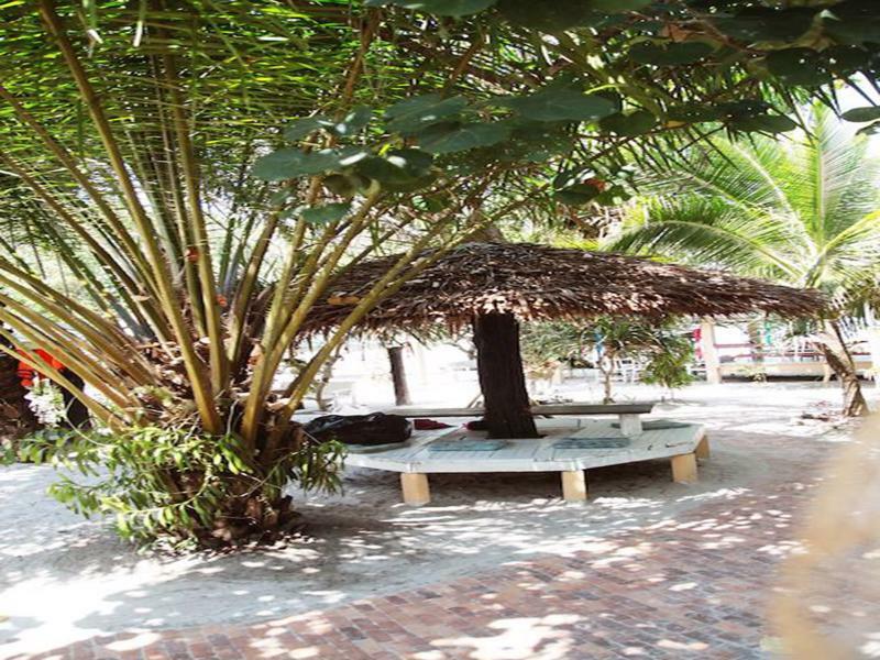 Vijit Bungalow Koh Phayam Exterior foto